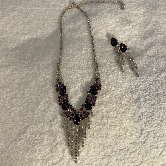 Cocktail Necklace/Earrings Set - Picture 5 of 9